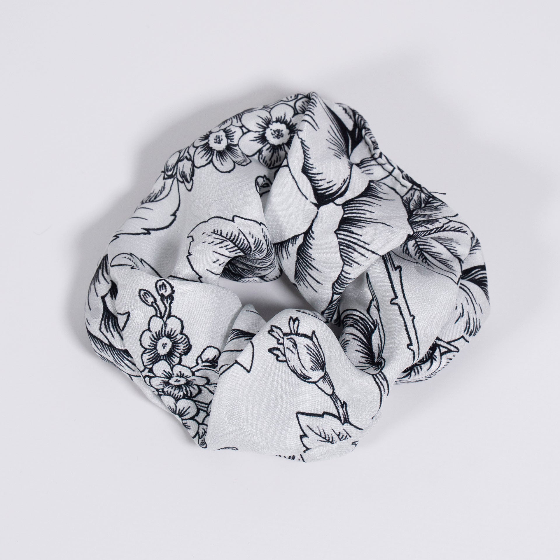 Scrunchie fiori bianco e nero